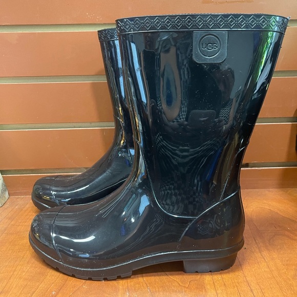 UGG Shiny Black Rain Boots - Picture 9 of 10